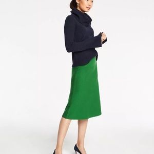 Ann Taylor A-Line Sweater Skirt -- Size Large